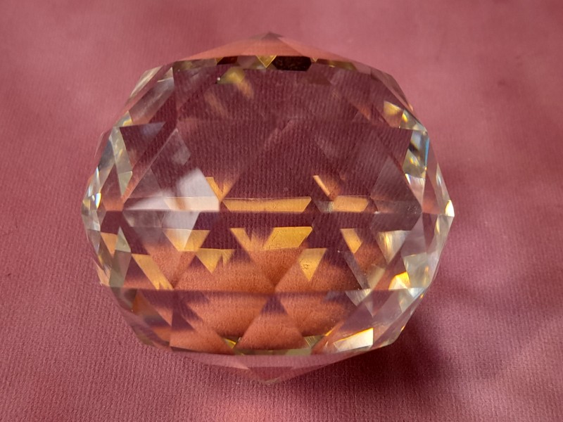 Lot van in diamantvorm geslepen glazen decoratie stenen